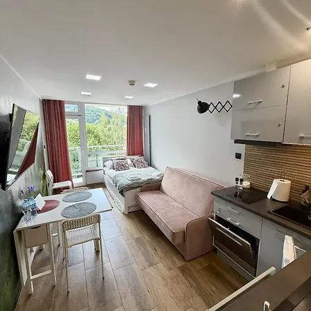 Zakatek Rownicy Apartman *